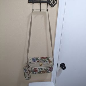 Vintage Floral Tapestry Crossbody Bag & Matching Coin Purse